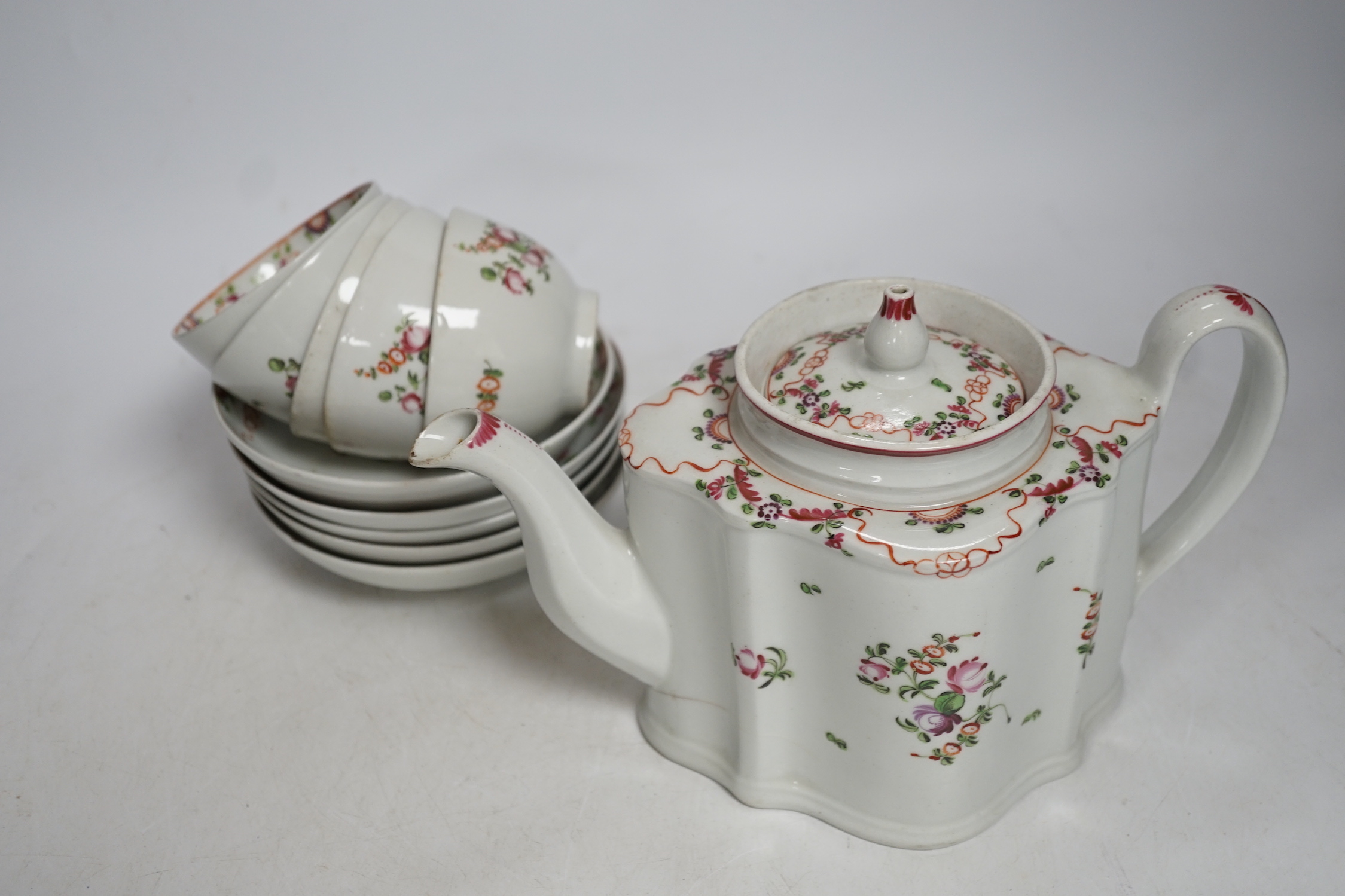 A thirteen piece New Hall porcelain part tea set, ‘knitting wool’ pattern number 195